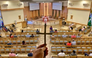 Jakich szat liturgicznych używa ksiądz
